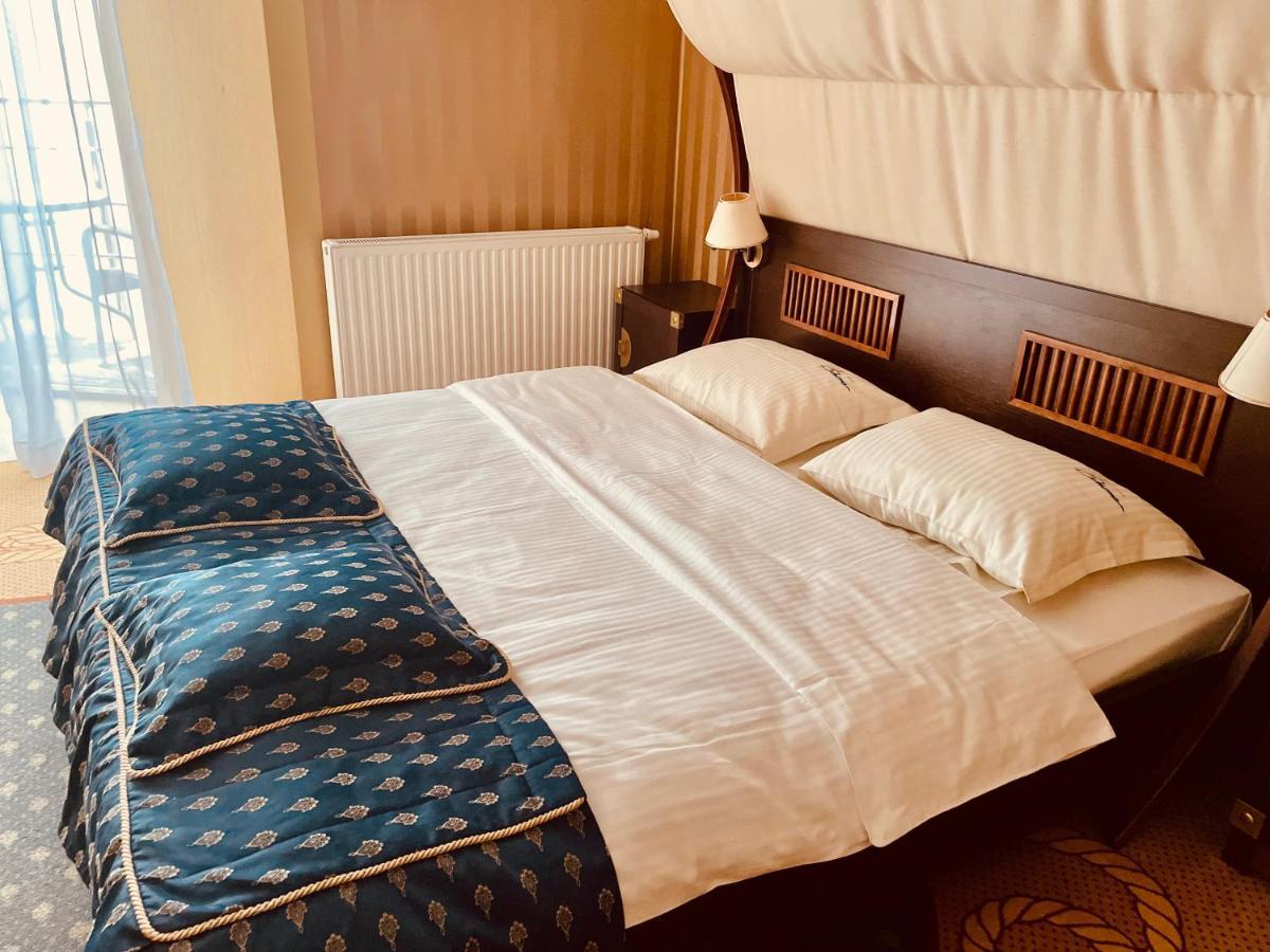 Shuma Hotel Dąbrowa Górnicza Eksteriør billede