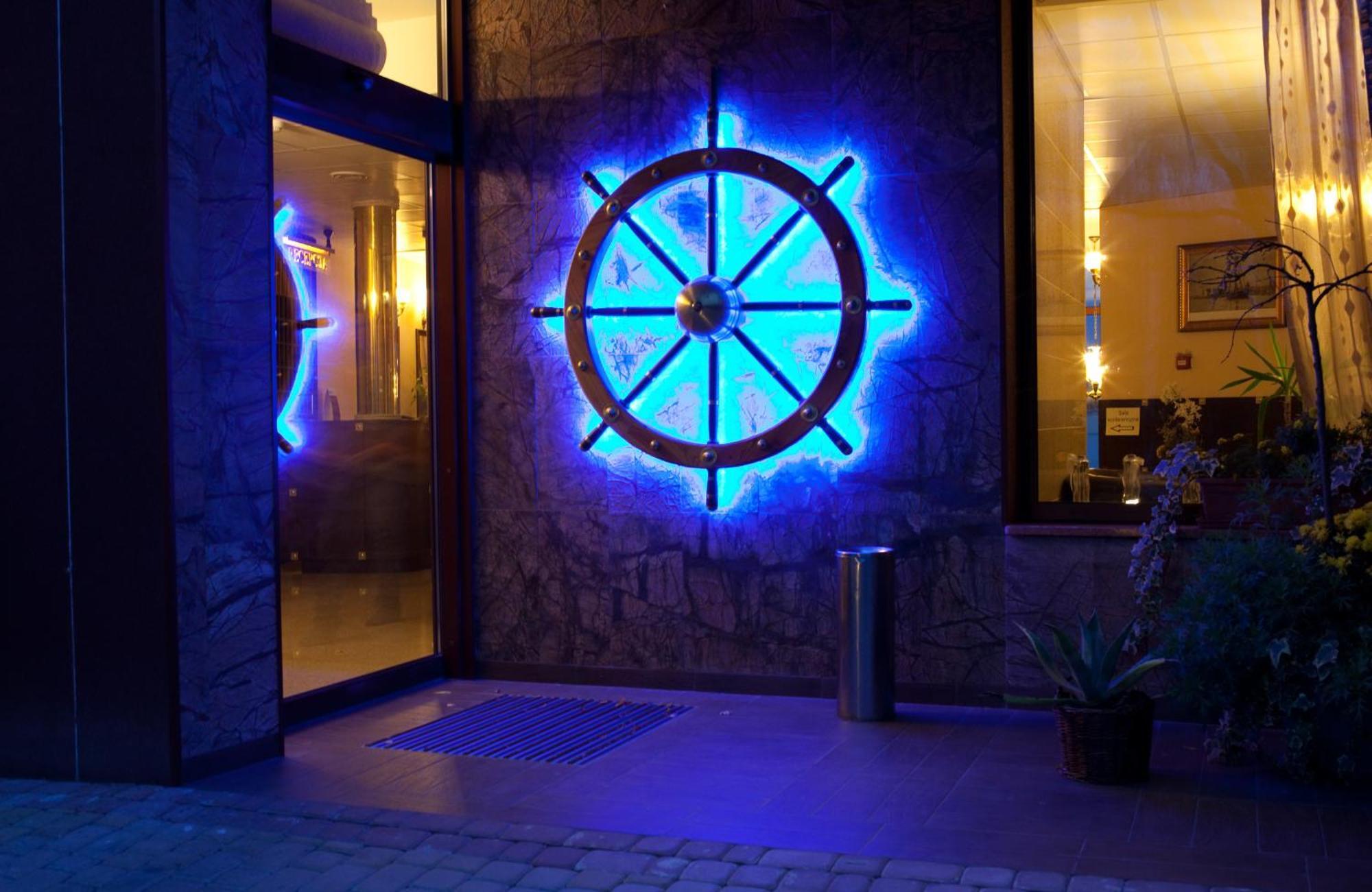 Shuma Hotel Dąbrowa Górnicza Eksteriør billede