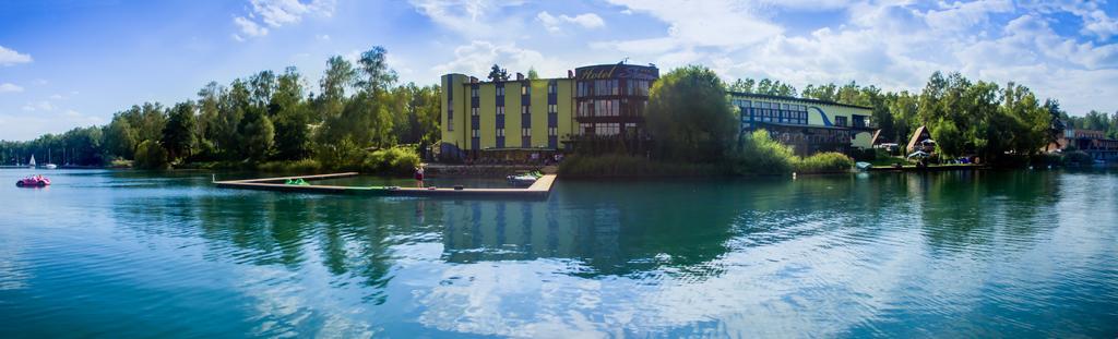 Shuma Hotel Dąbrowa Górnicza Eksteriør billede