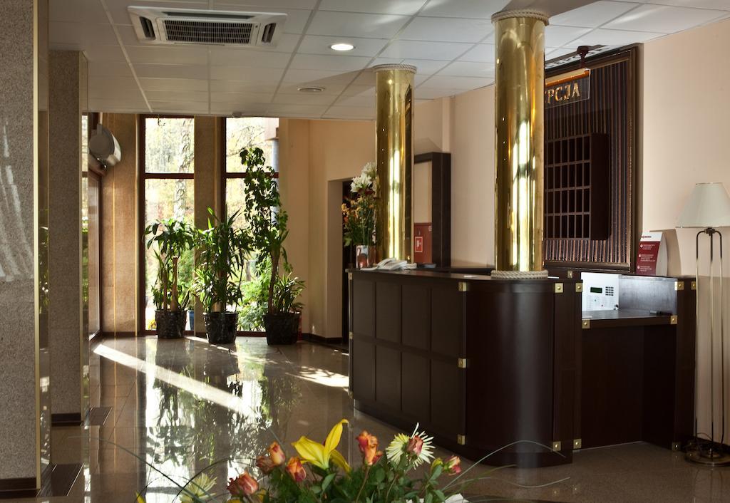 Shuma Hotel Dąbrowa Górnicza Eksteriør billede